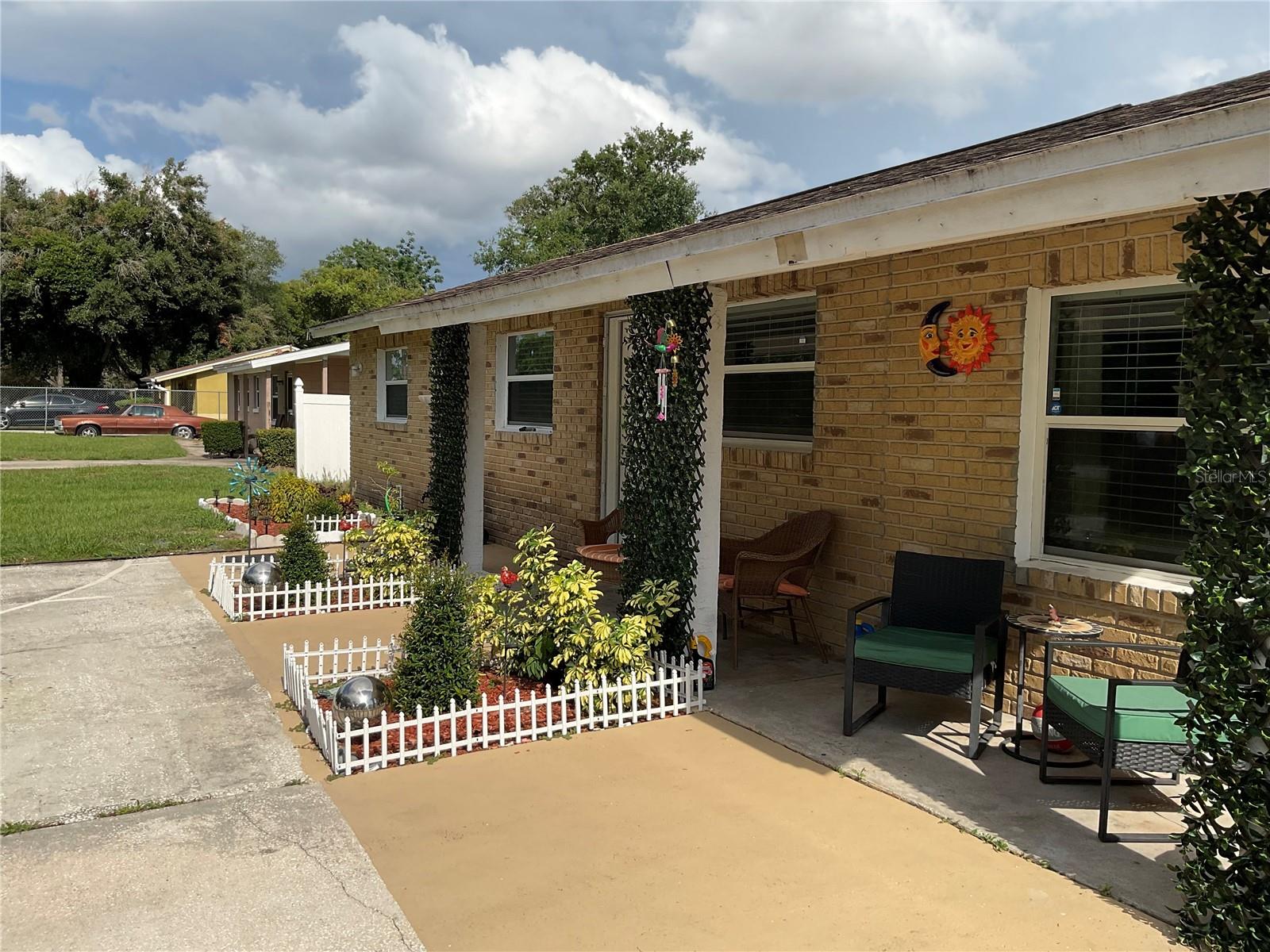 SANLANDO/SUBURB BEAUTIFUL - Residential