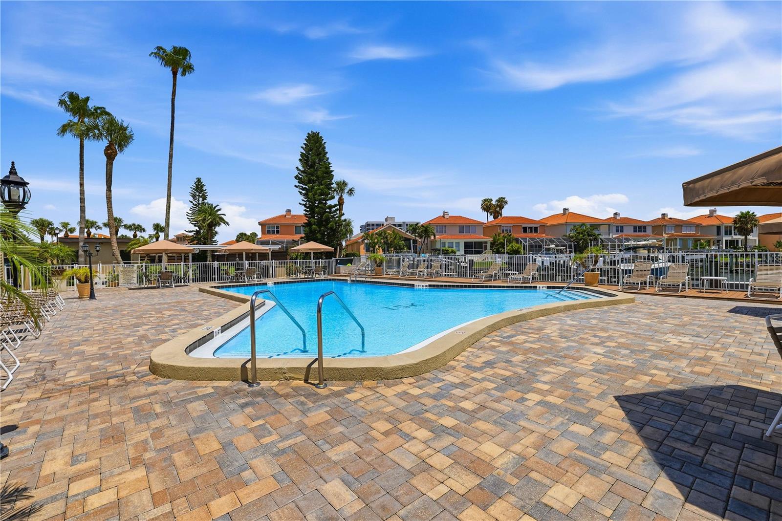 ISLE OF SAND KEY 1 CONDO - Residential