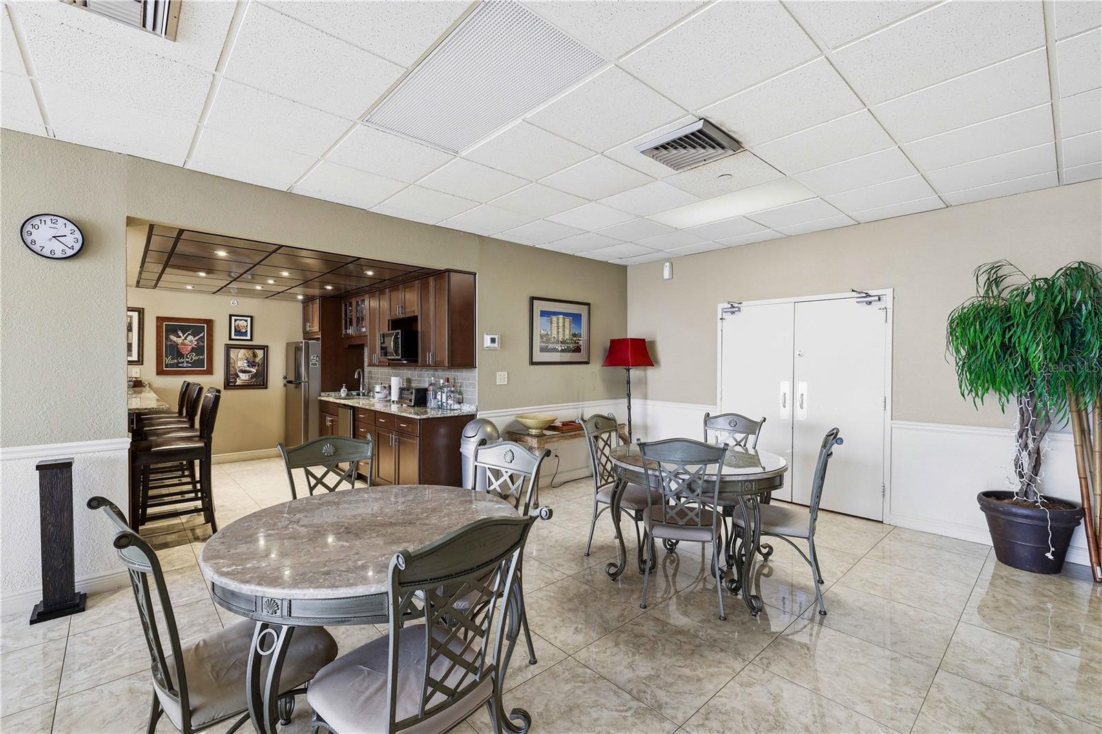 ISLE OF SAND KEY 1 CONDO - Residential