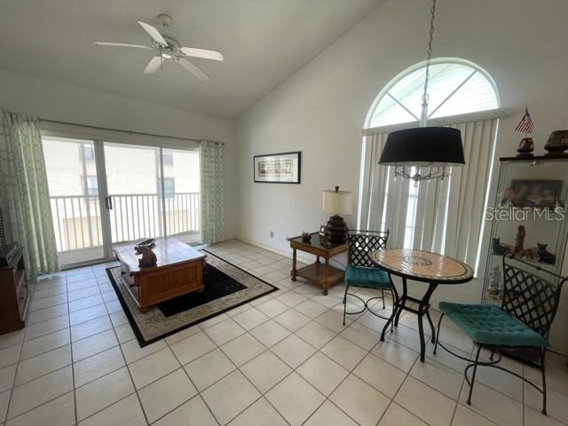 VISTA COVE TWNHMS - Residential