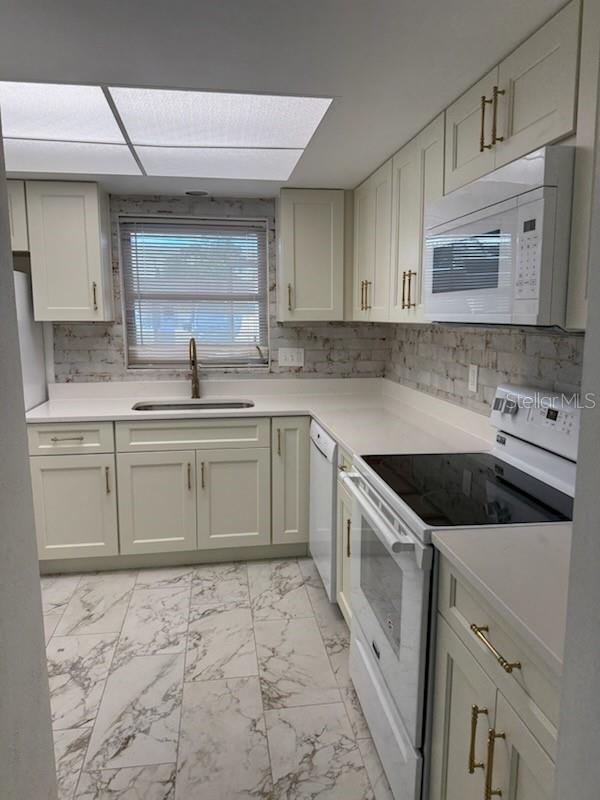 BELLEAIR PALMS TERRACE CONDO 1 - Residential Lease