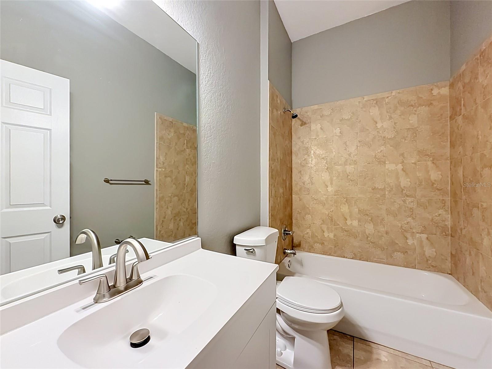 SUNSET GROVES UNIT 03 - Residential