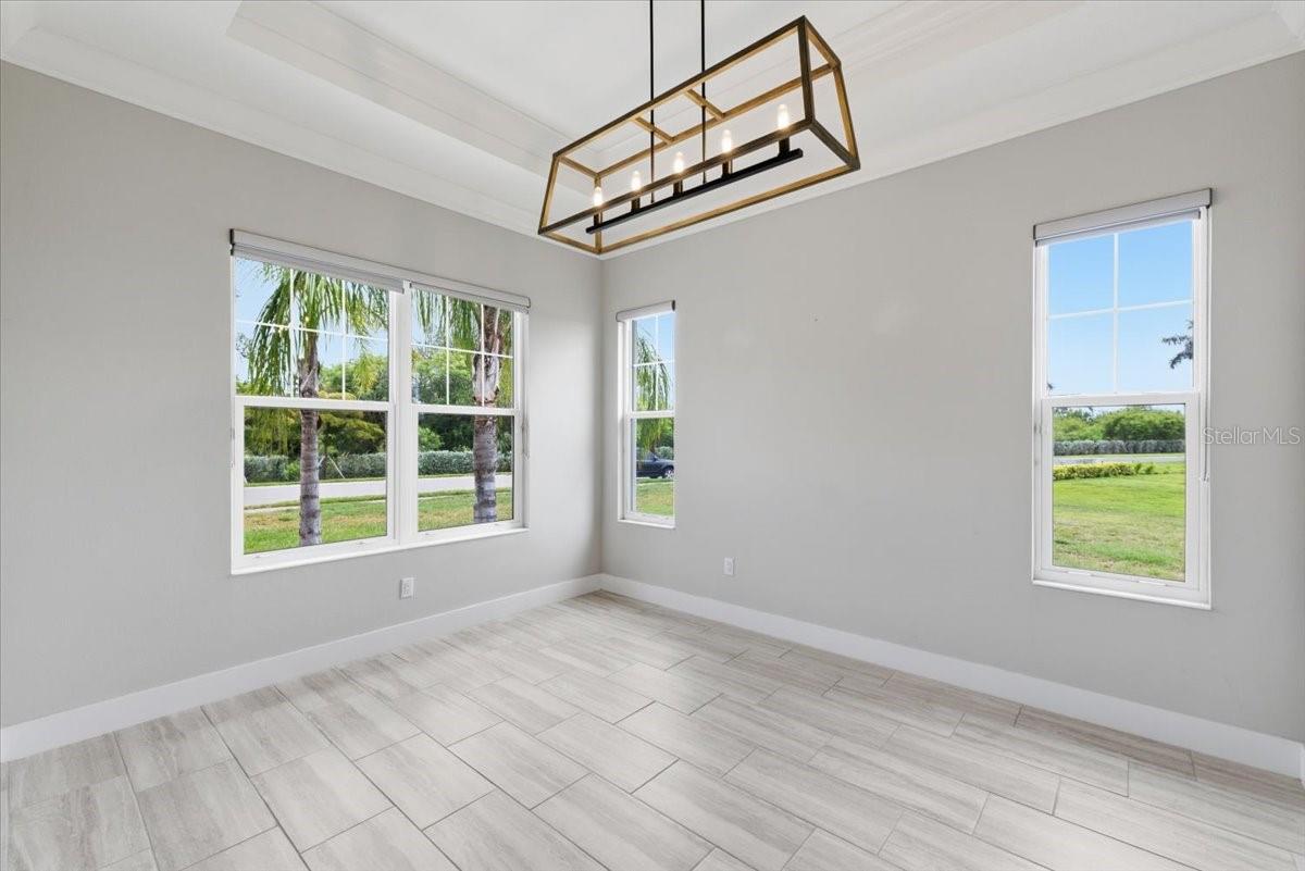 SANCTUARY COVE - Residential