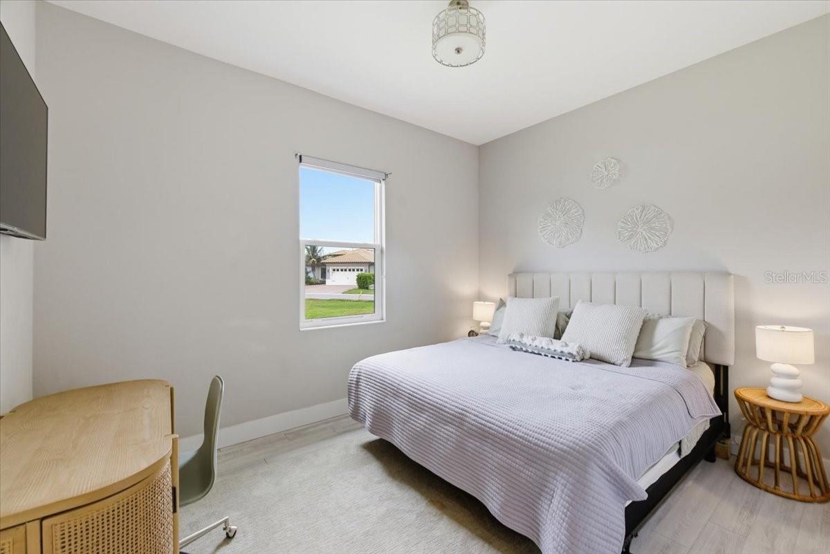 SANCTUARY COVE - Residential