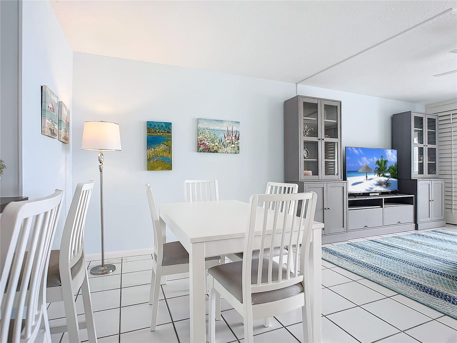 CHATEUA BY THE SEA - Residential