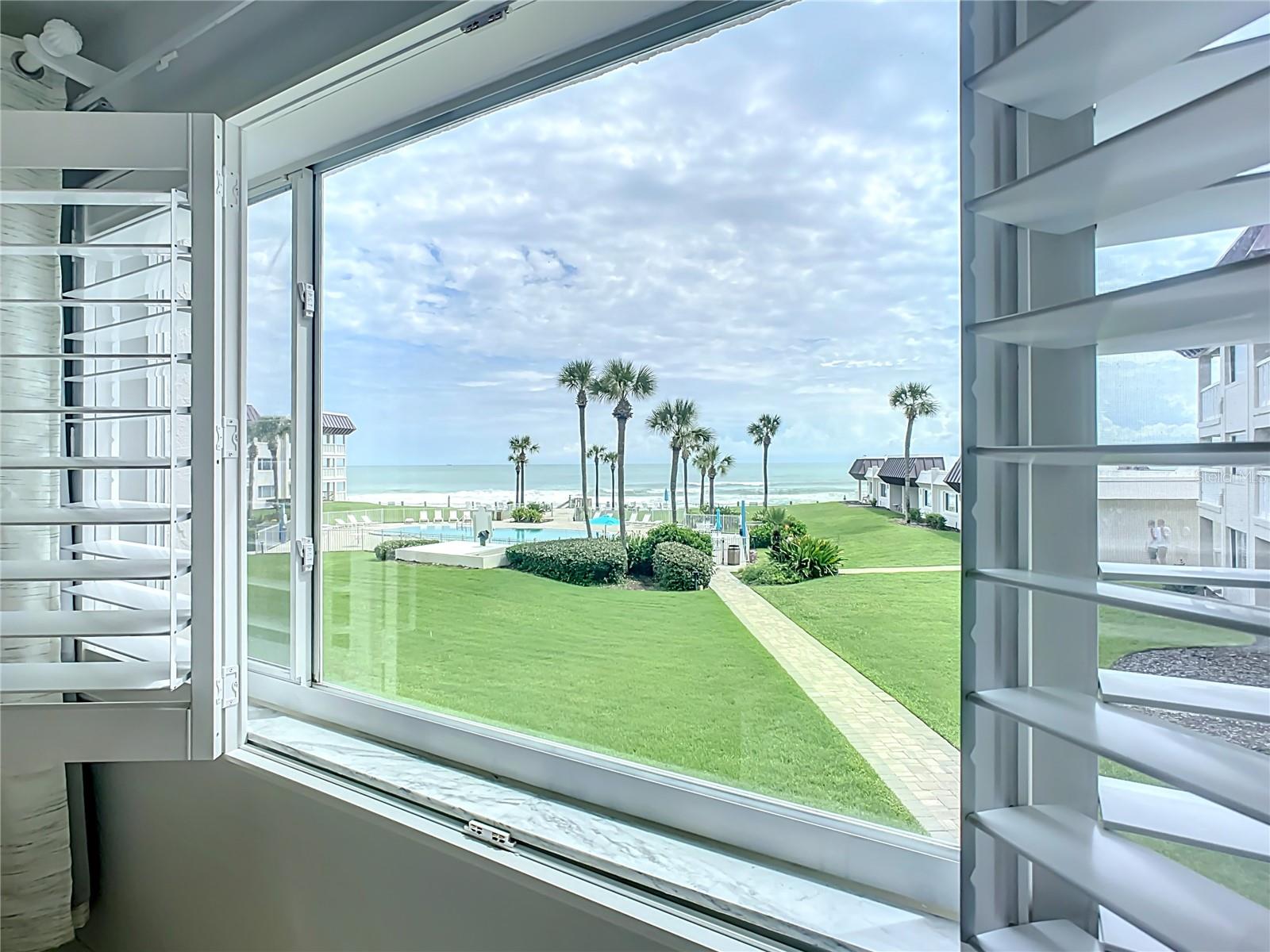 CHATEUA BY THE SEA - Residential
