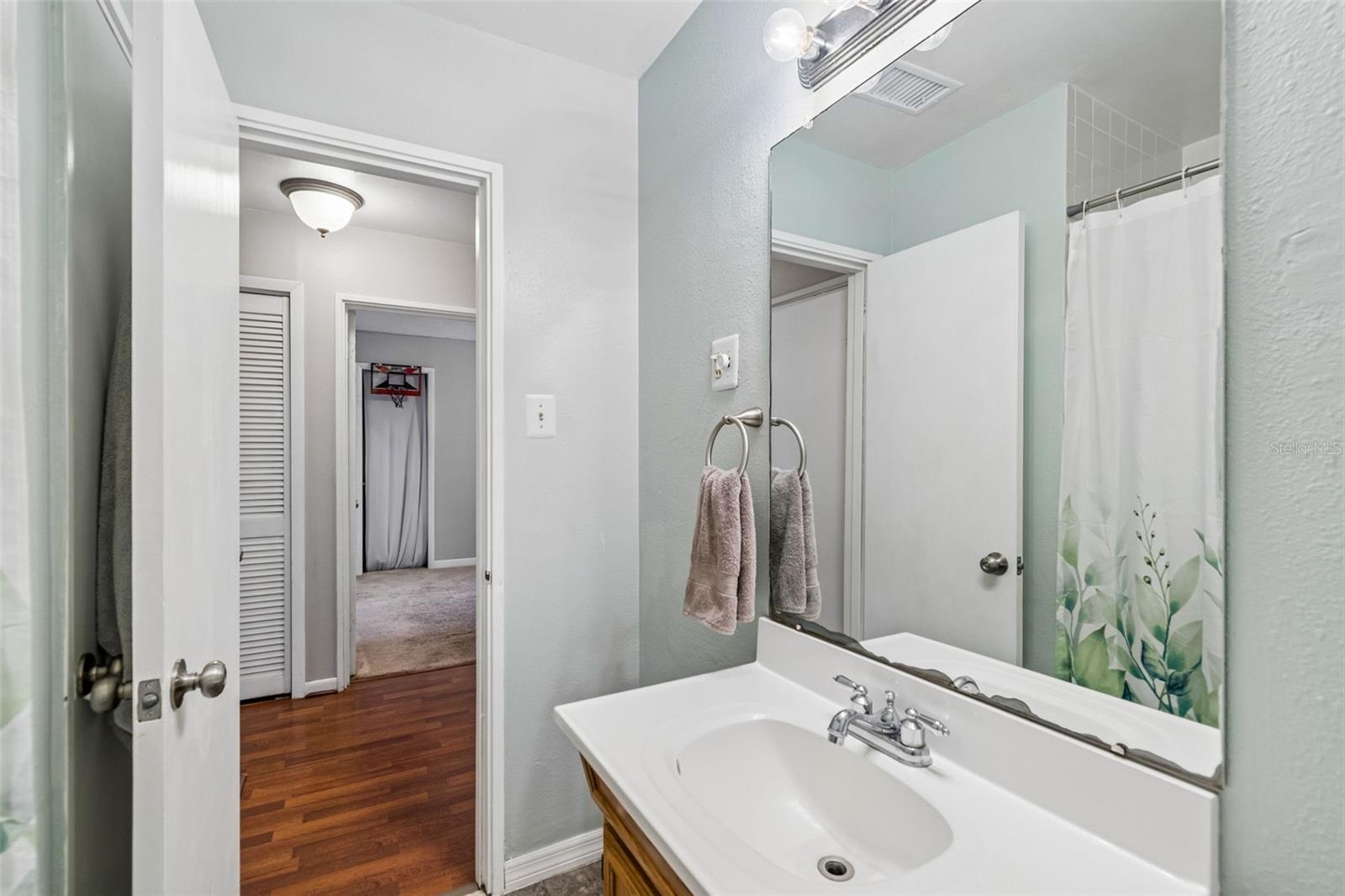 GANDY GARDENS 3 - Residential