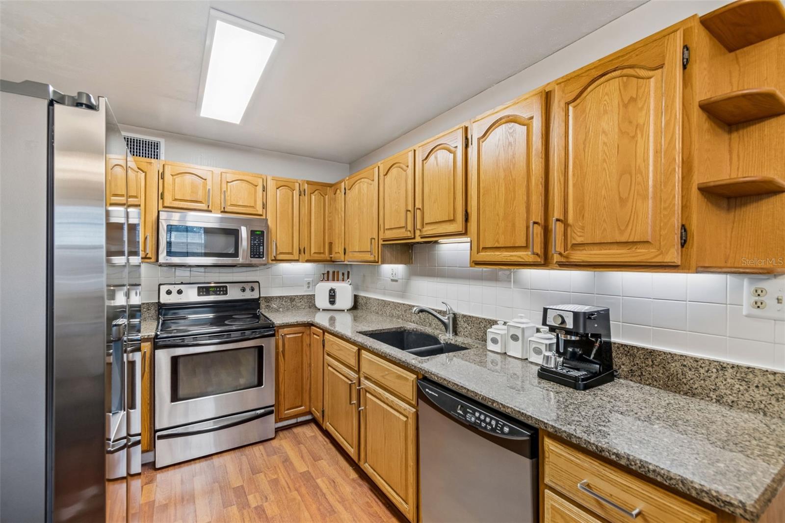 GANDY GARDENS 3 - Residential