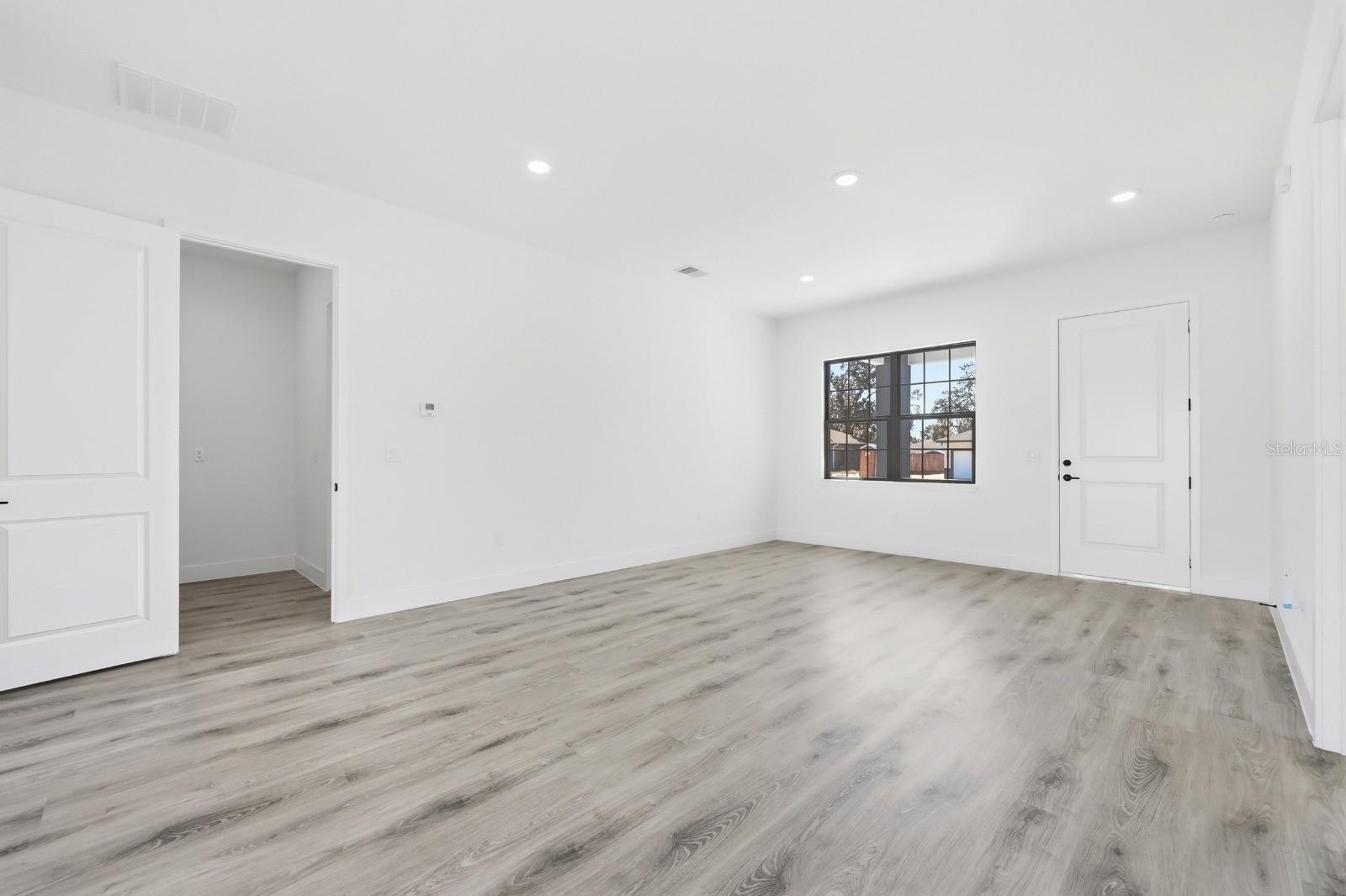 MARION OAKS UNIT 4 - Residential