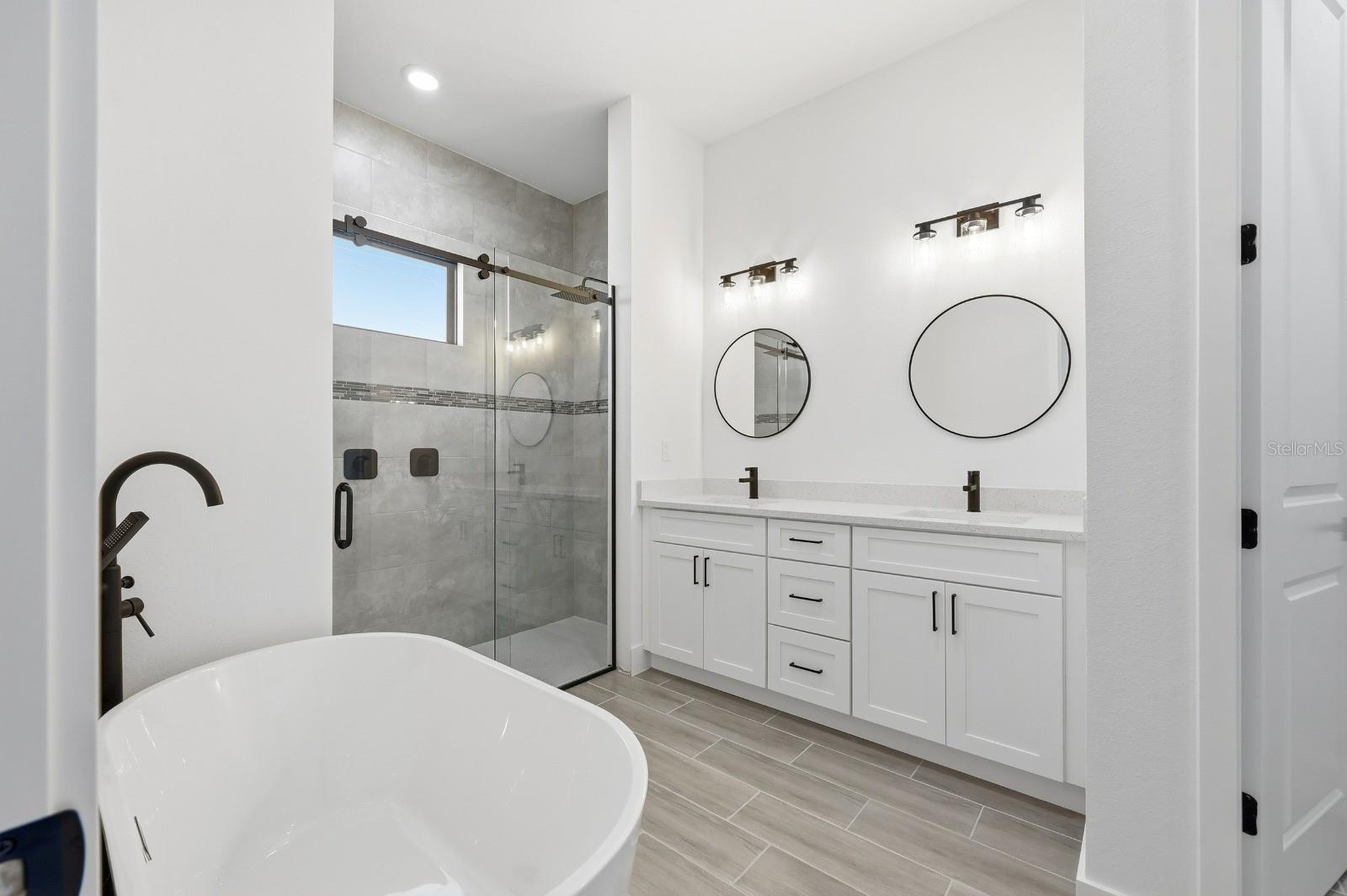 MARION OAKS UNIT 4 - Residential