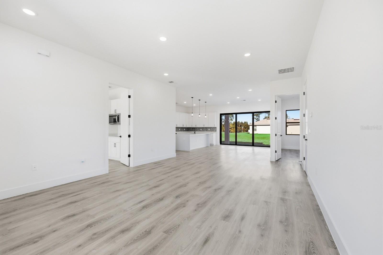 MARION OAKS UNIT 4 - Residential