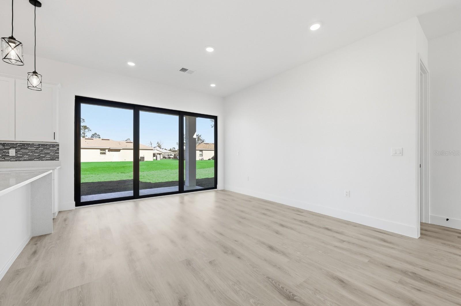 MARION OAKS UNIT 4 - Residential