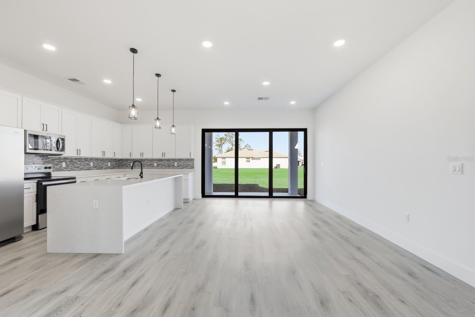 MARION OAKS UNIT 4 - Residential