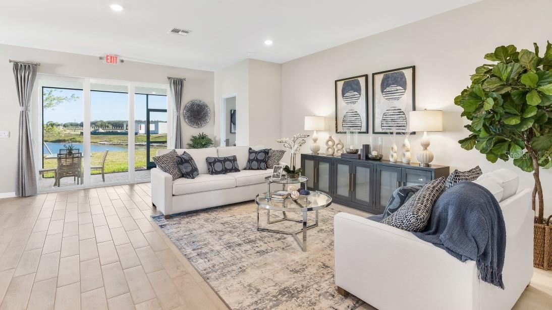CORAL LAKES - CORAL CREEK - Residential