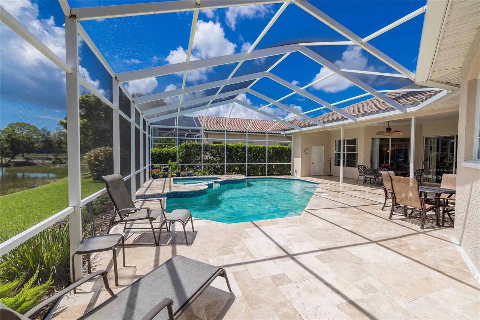DIAMOND CREST - Residential