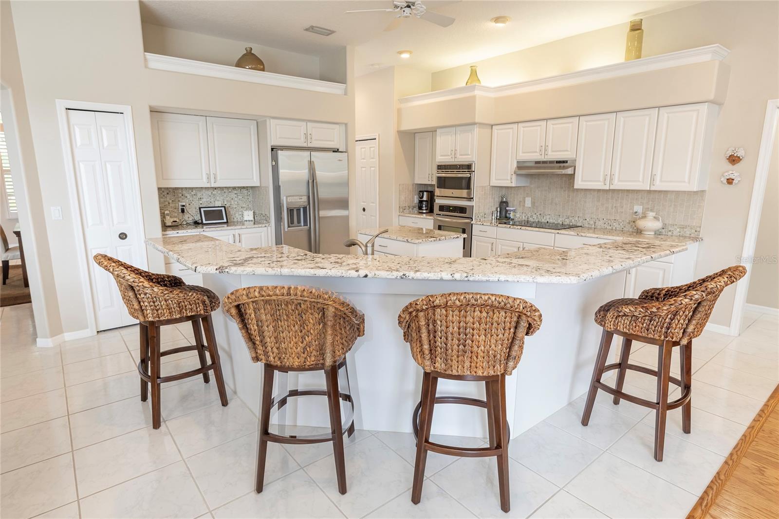 DIAMOND CREST - Residential
