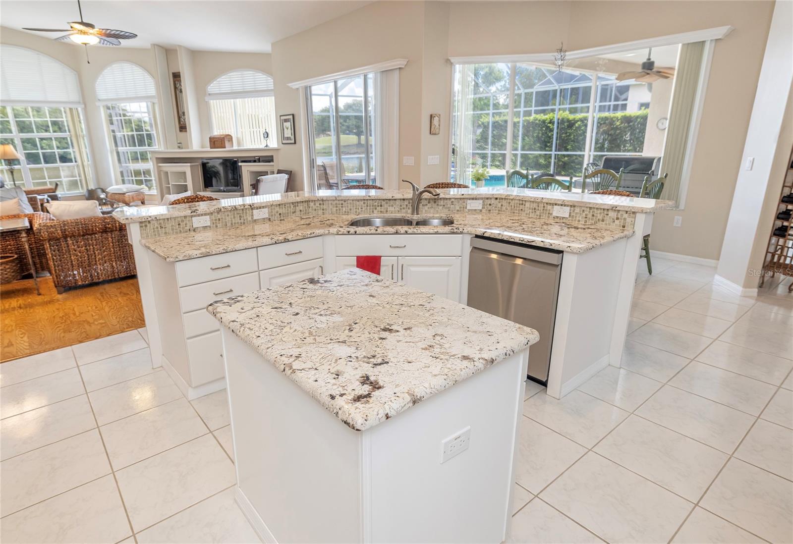 DIAMOND CREST - Residential