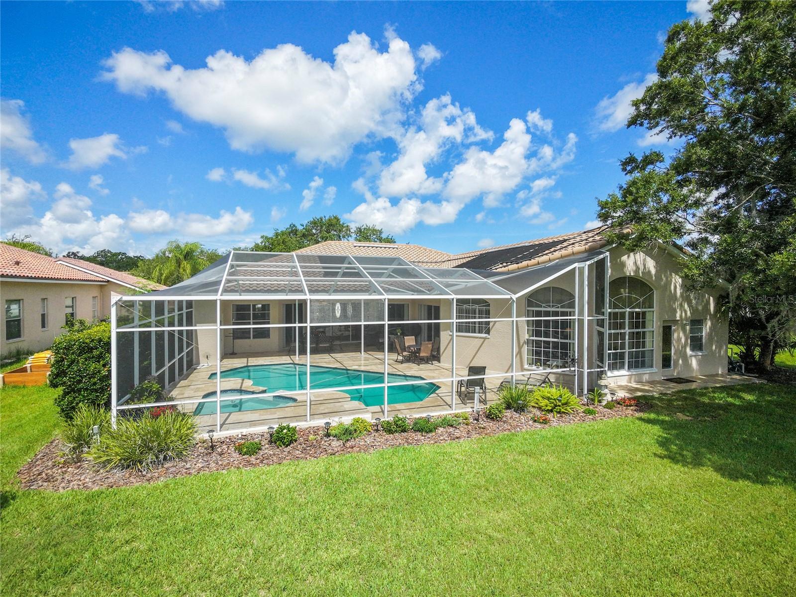 DIAMOND CREST - Residential