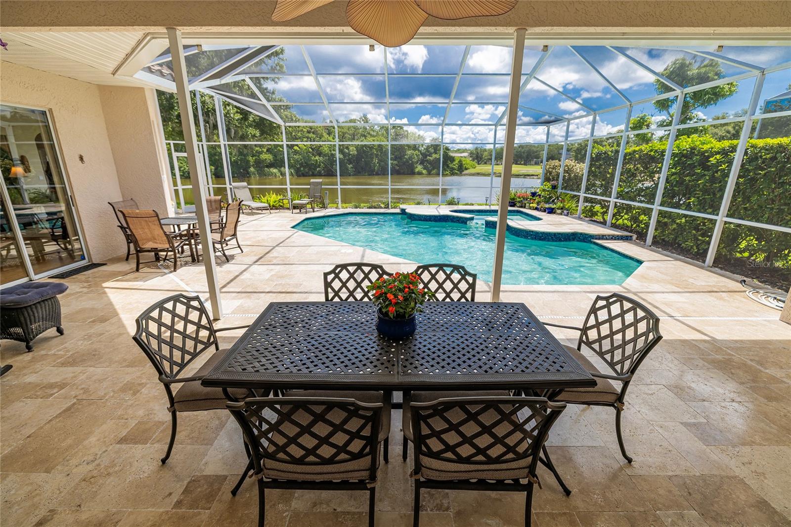 DIAMOND CREST - Residential