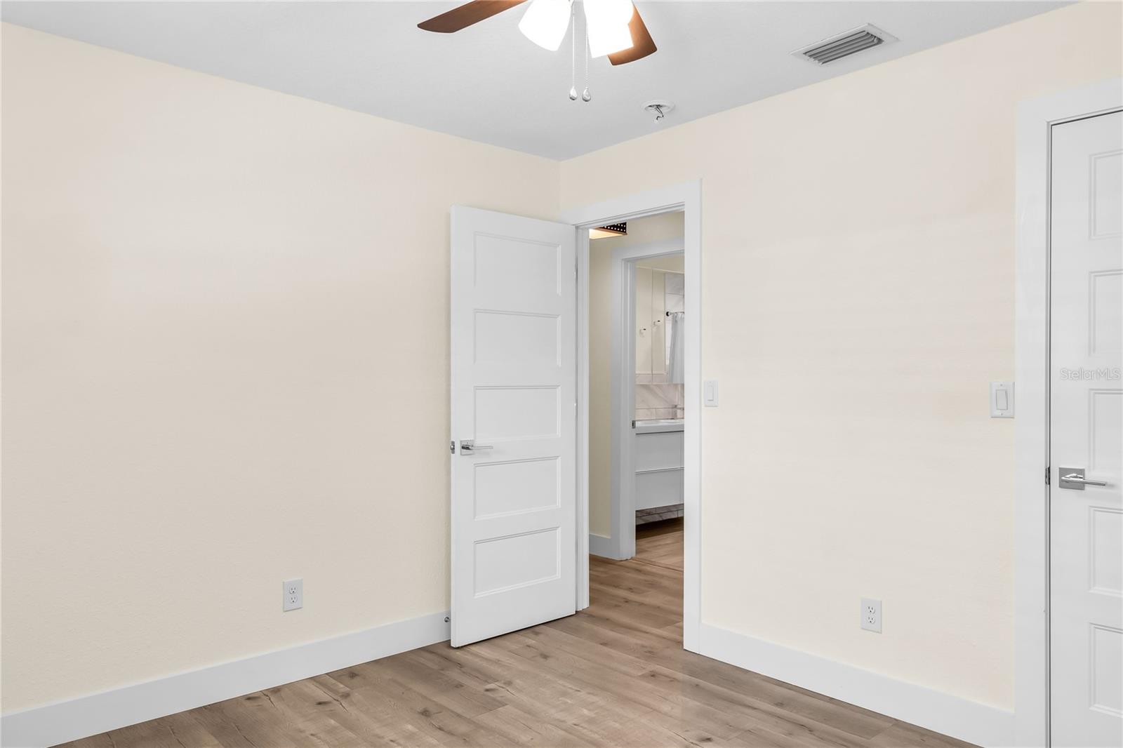 LAKE LAGRANGE HEIGHTS - Residential