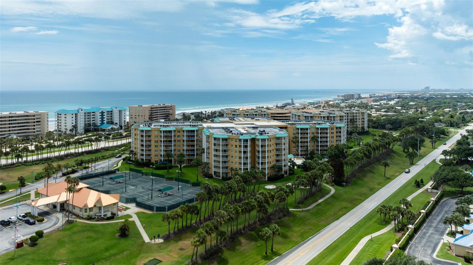 HARBOUR VILLAGE CONDO - Residential