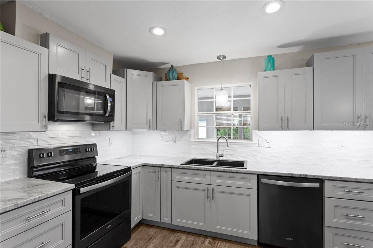 THE RETREAT FLETCHERS MILL - Residential