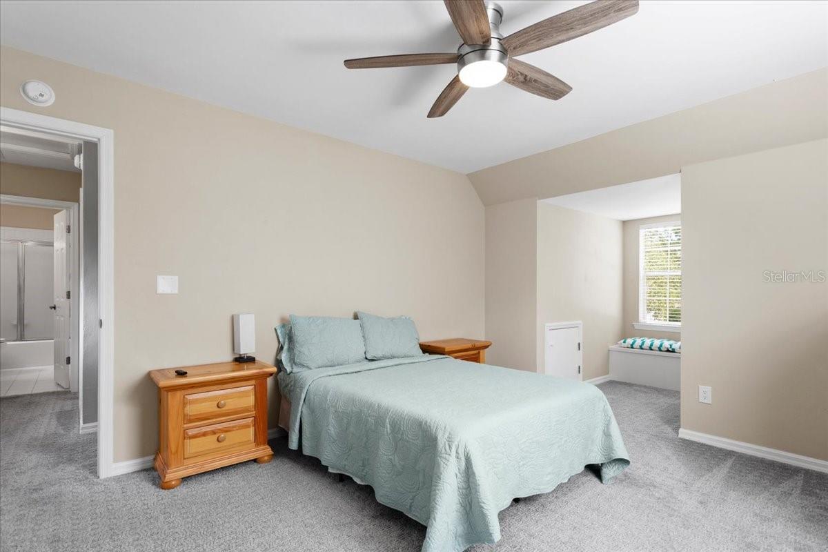 THE RETREAT FLETCHERS MILL - Residential