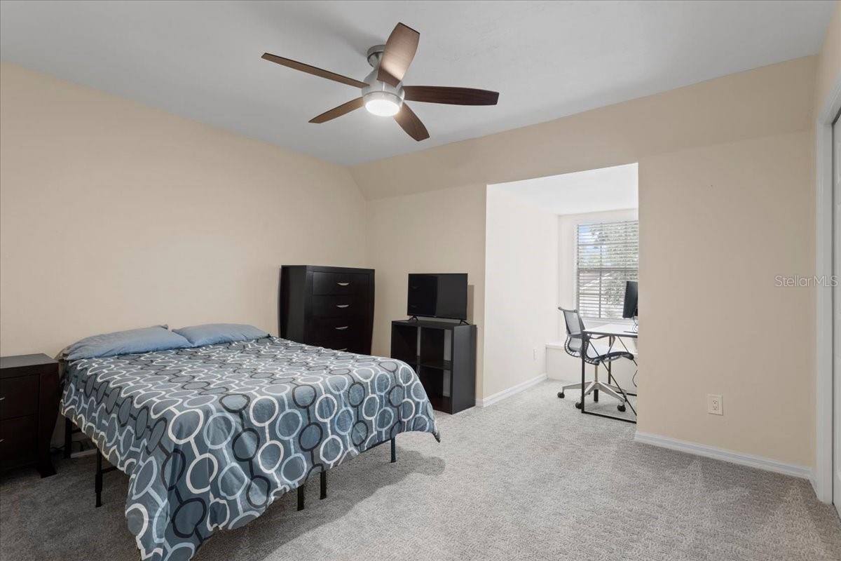 THE RETREAT FLETCHERS MILL - Residential