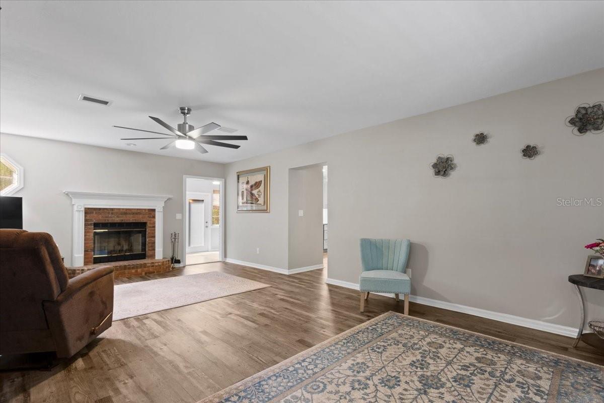 THE RETREAT FLETCHERS MILL - Residential