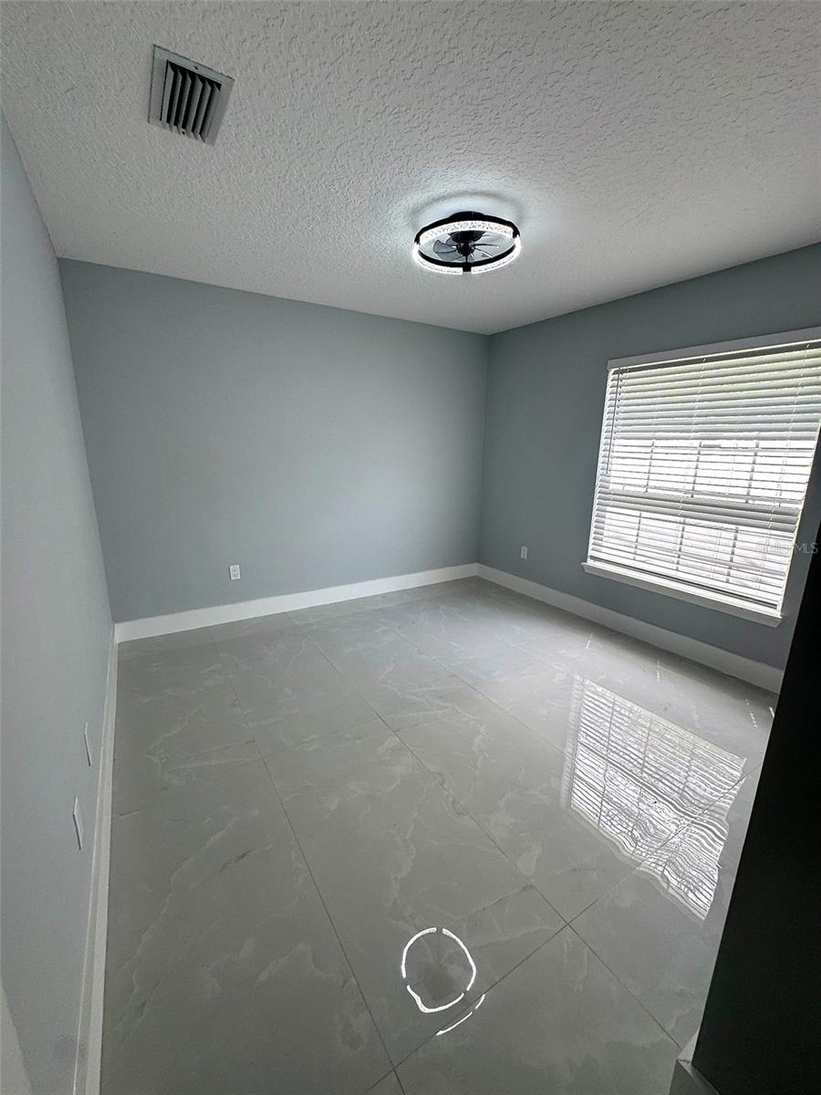 LEIGH ACRES - Residential
