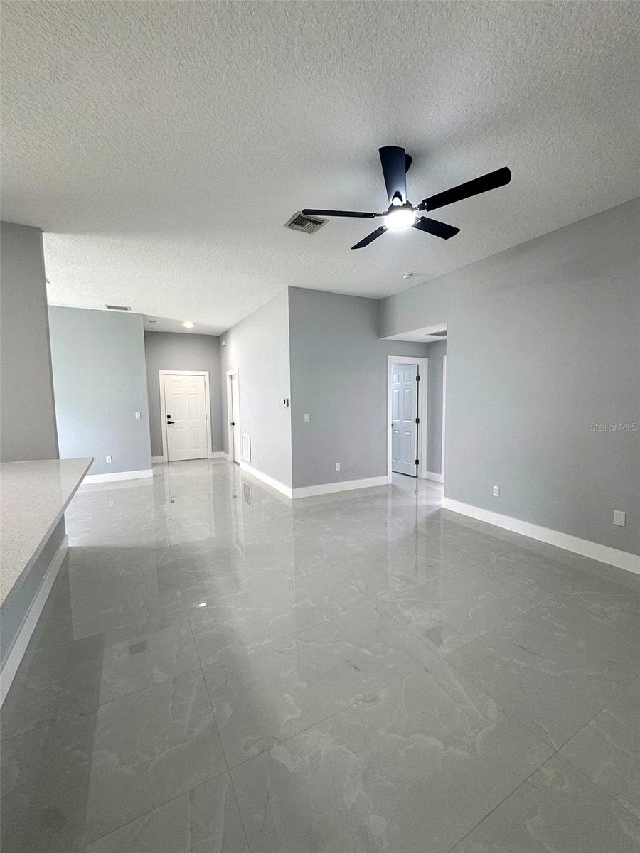 LEIGH ACRES - Residential