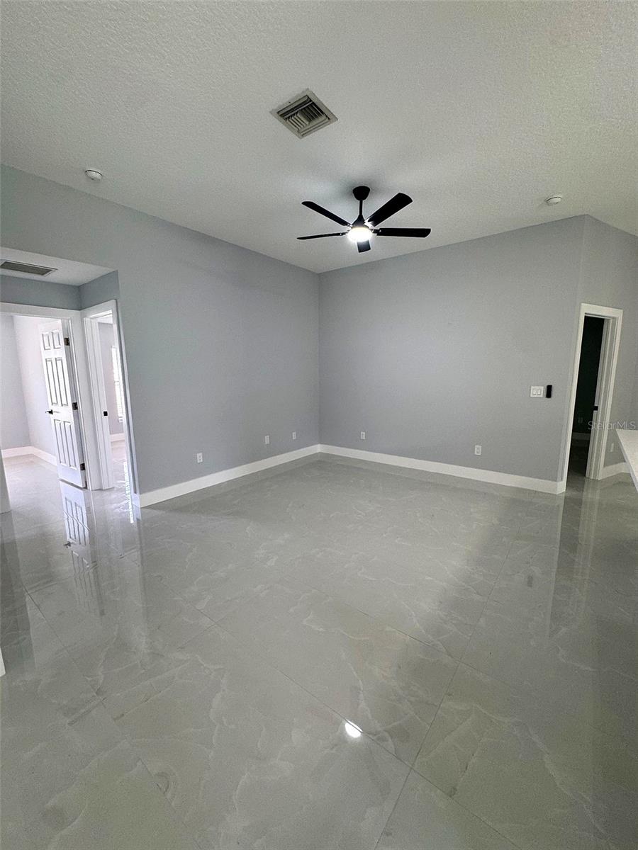 LEIGH ACRES - Residential