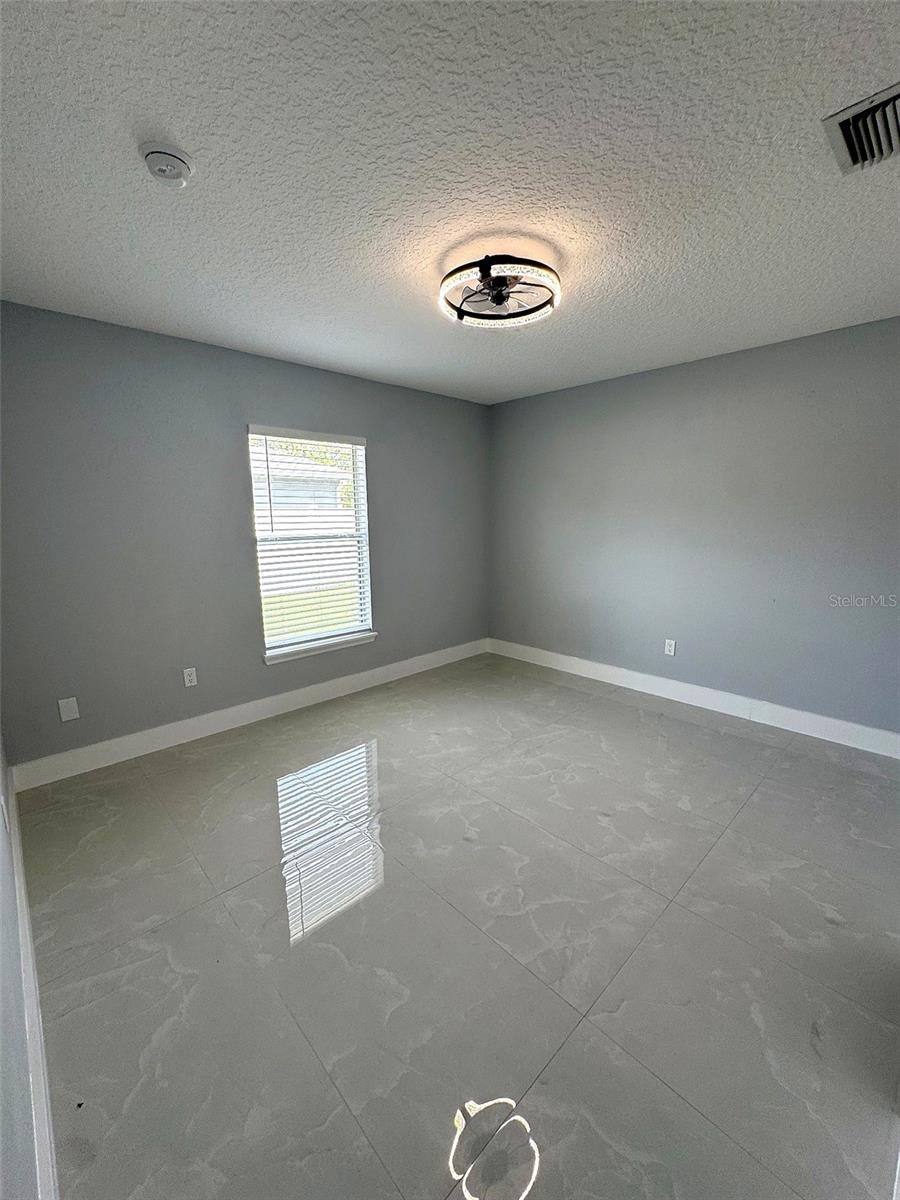 LEIGH ACRES - Residential
