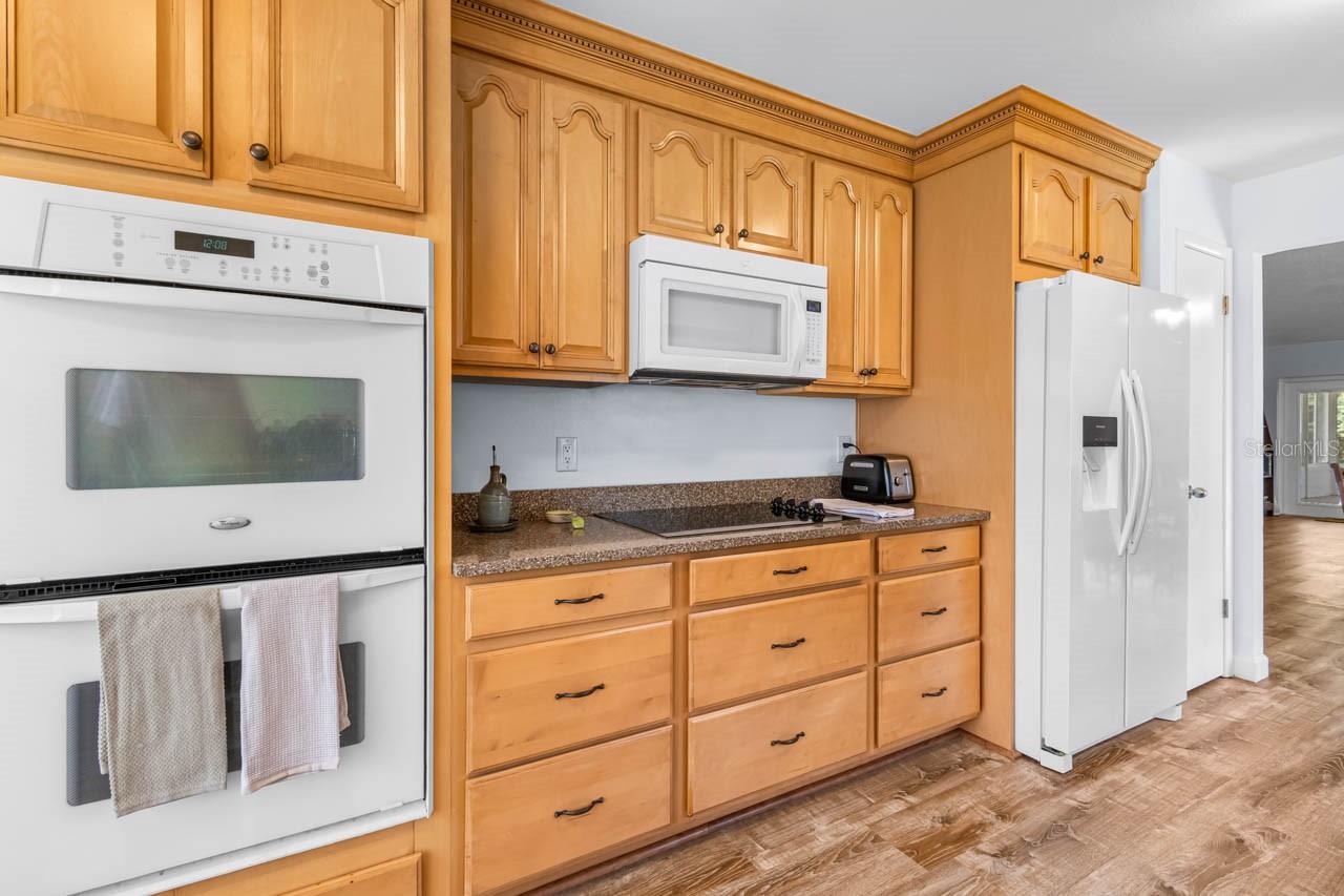 MEADOWBROOKE AT SUMMERFIELD - Residential
