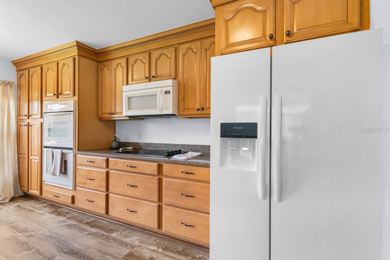 MEADOWBROOKE AT SUMMERFIELD - Residential