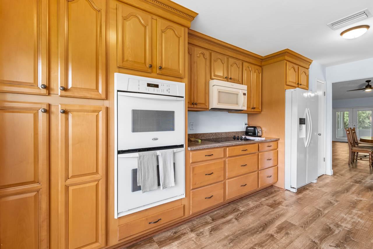 MEADOWBROOKE AT SUMMERFIELD - Residential