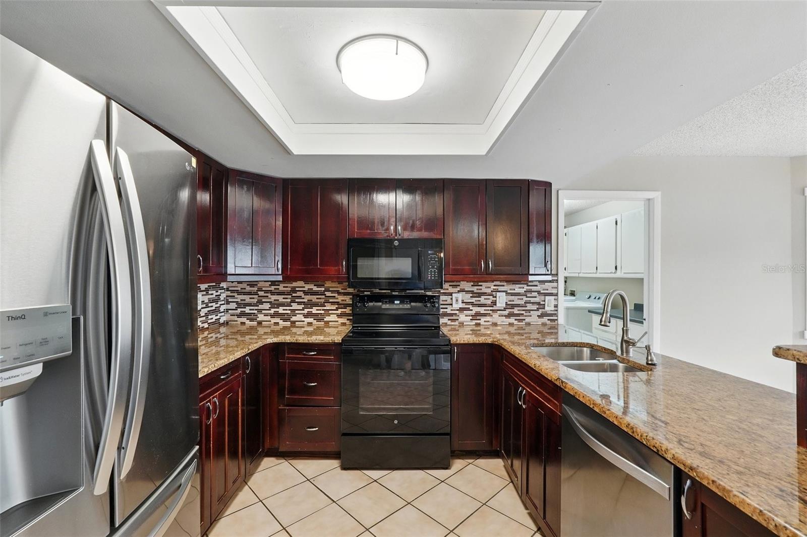 SANDY SPGS - Residential Lease