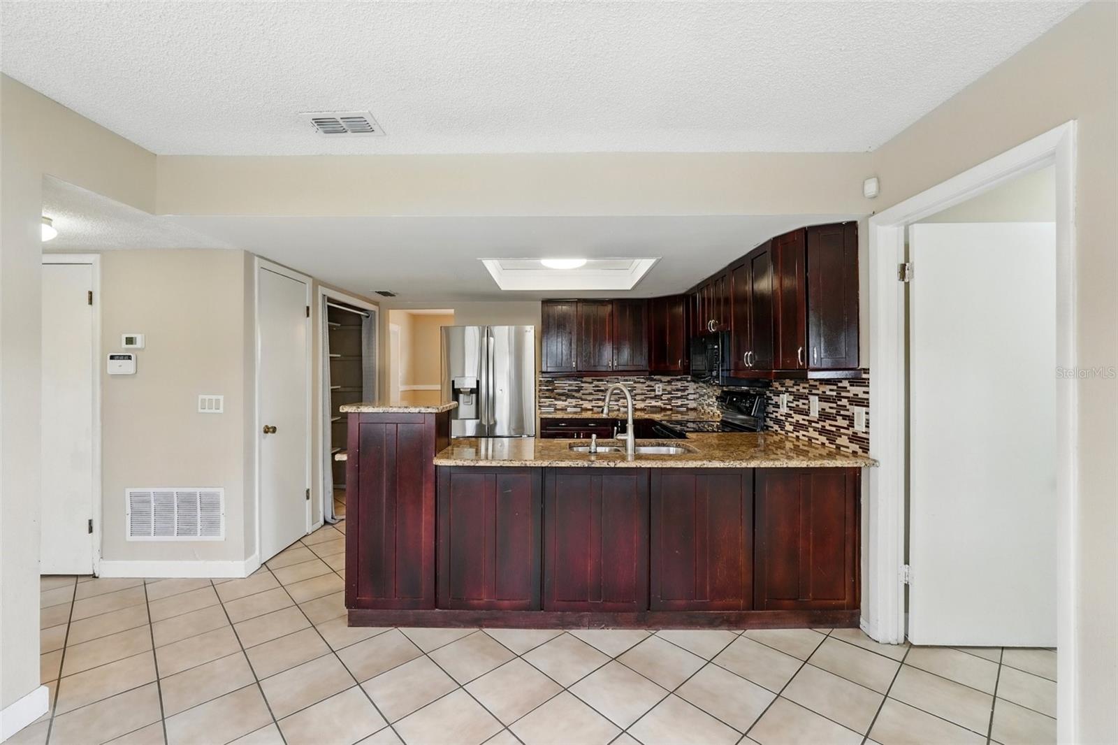 SANDY SPGS - Residential Lease