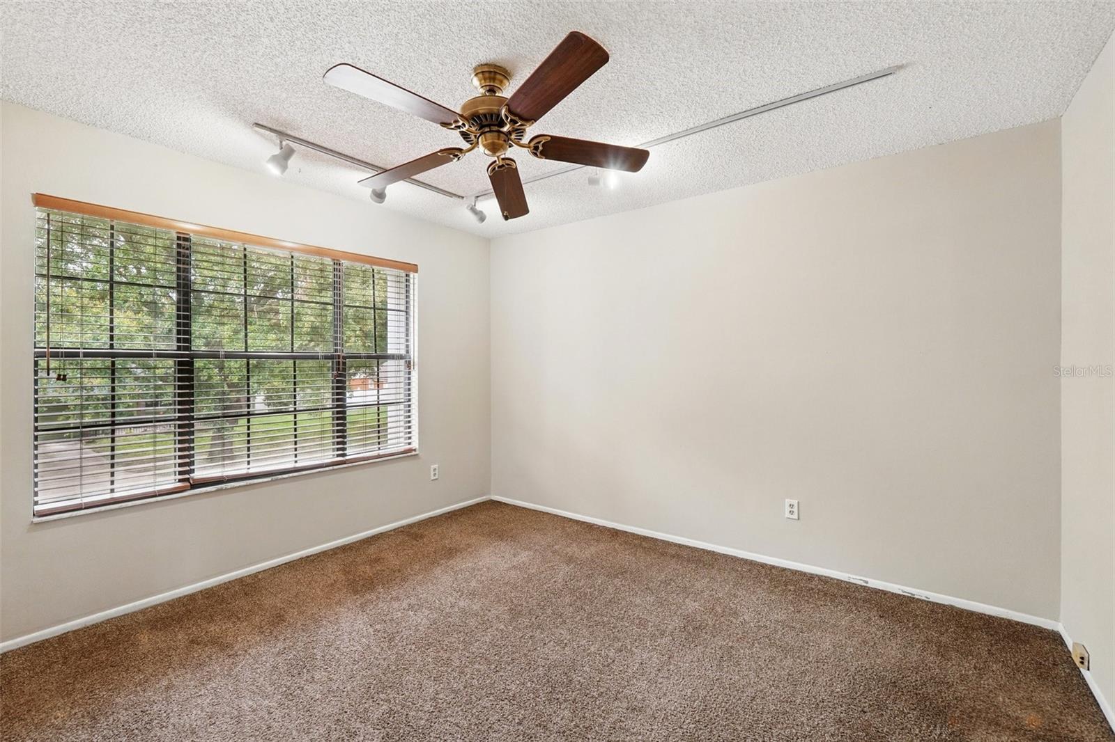 SANDY SPGS - Residential Lease