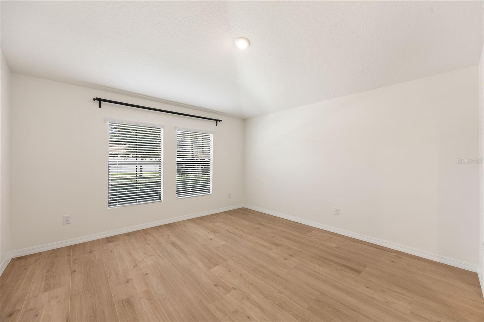 TRIPLE CREEK PH 3 VILLAGE K - Residential Lease