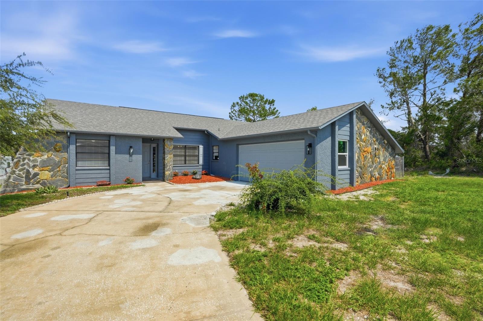 SPRING HILL - Residential
