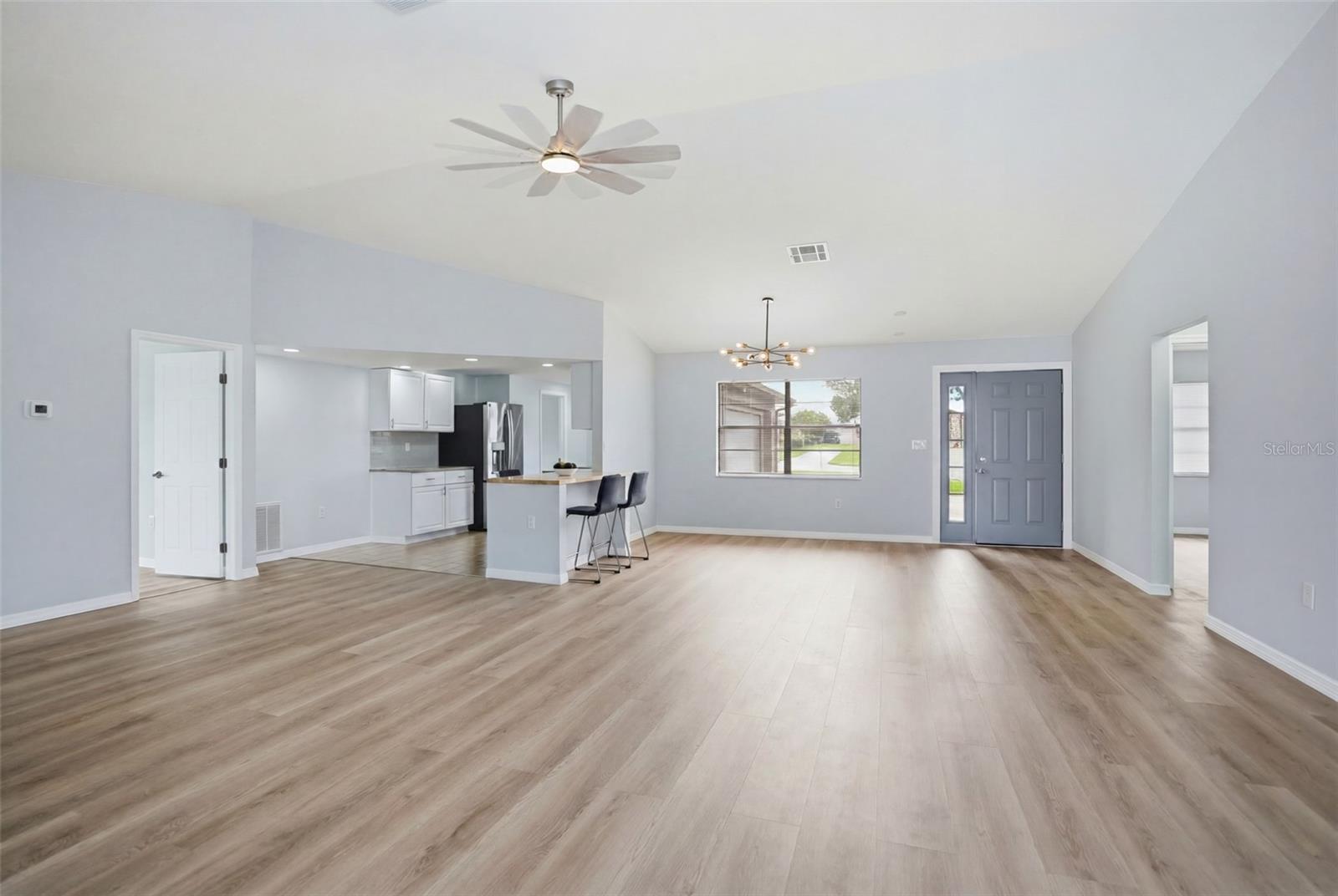 SPRING HILL - Residential