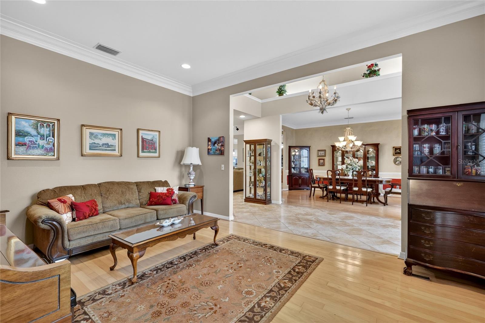COUNTRY CLUB MOUNT DOR - Residential