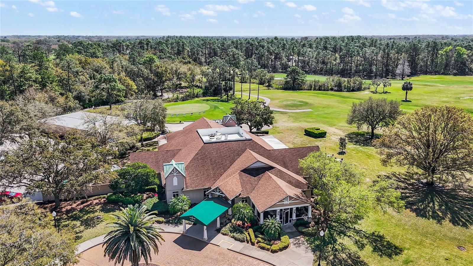 COUNTRY CLUB MOUNT DOR - Residential