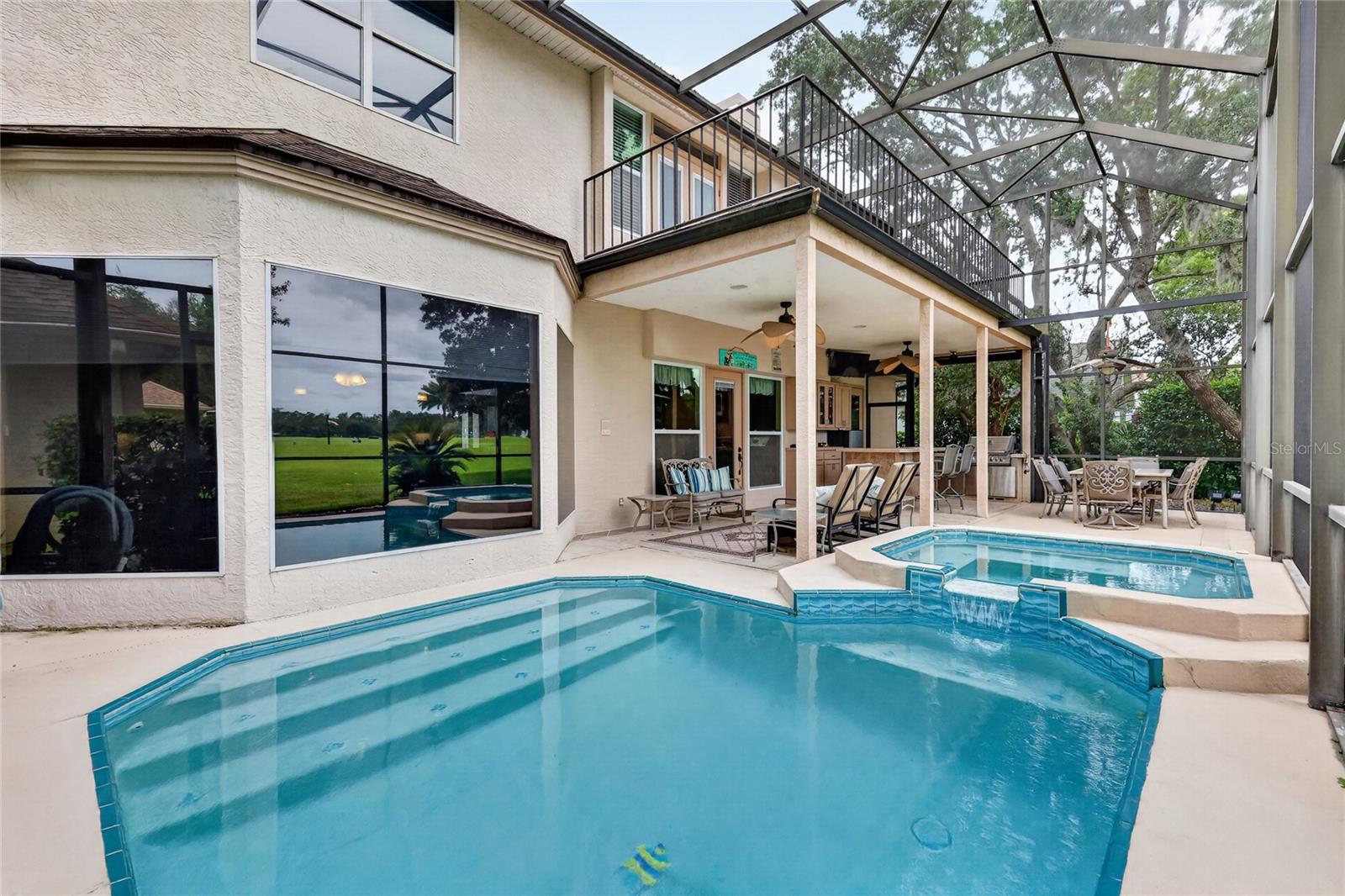 COUNTRY CLUB MOUNT DOR - Residential