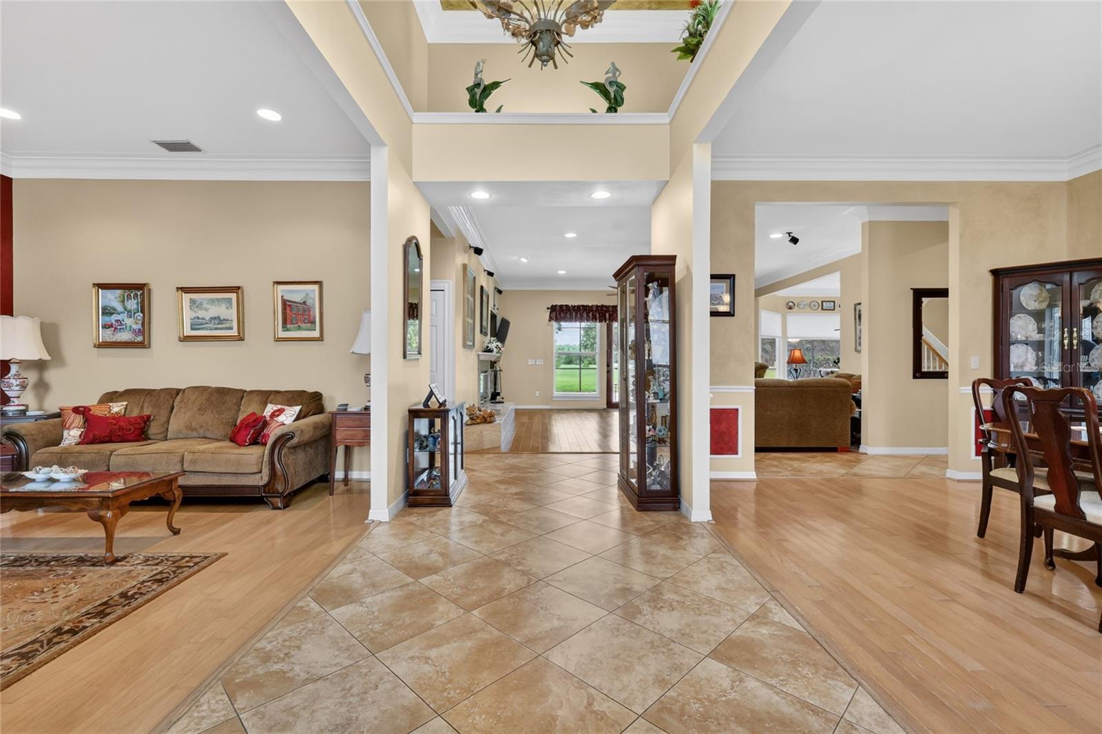 COUNTRY CLUB MOUNT DOR - Residential