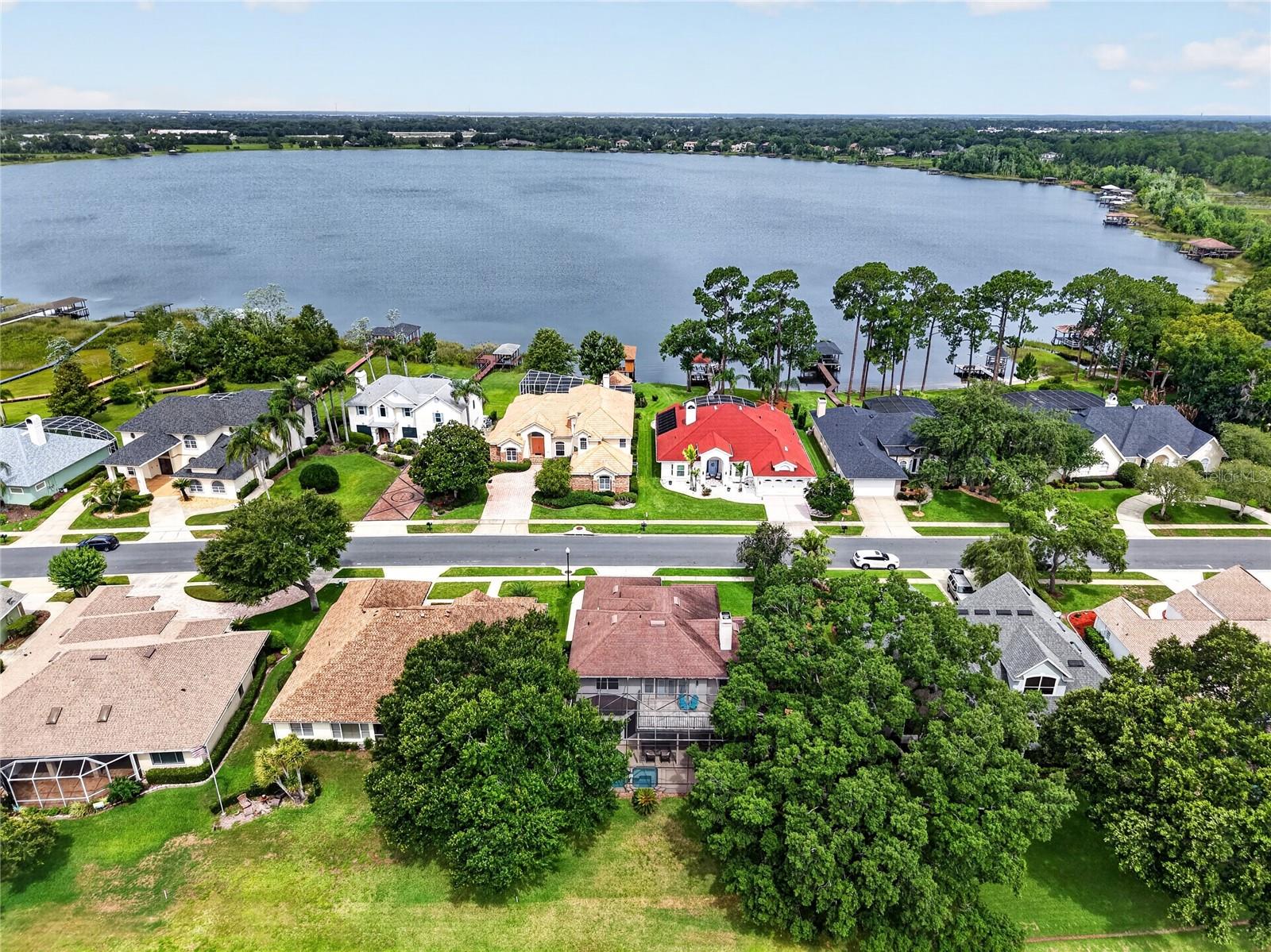 COUNTRY CLUB MOUNT DOR - Residential