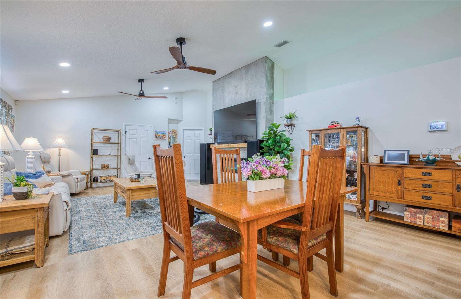 PASADENA PARK - Residential Lease