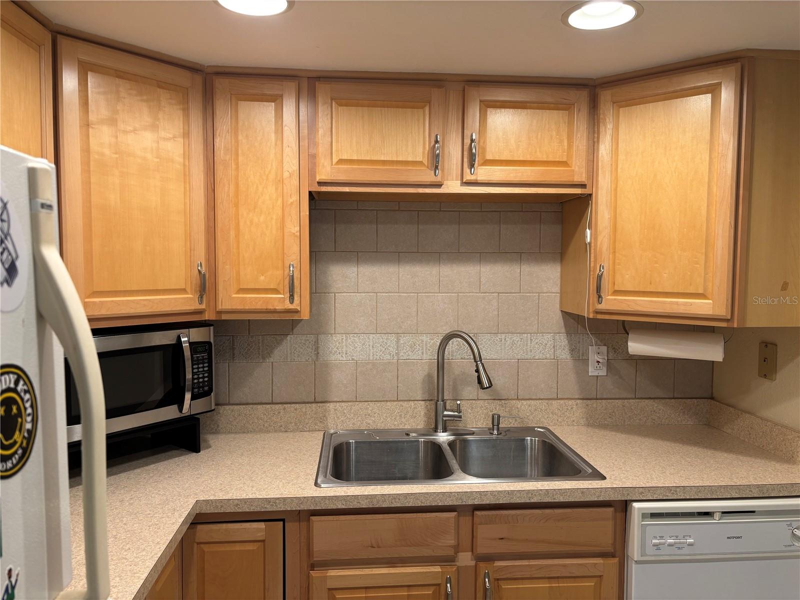 BERMUDA BAY BEACH CONDO - Residential