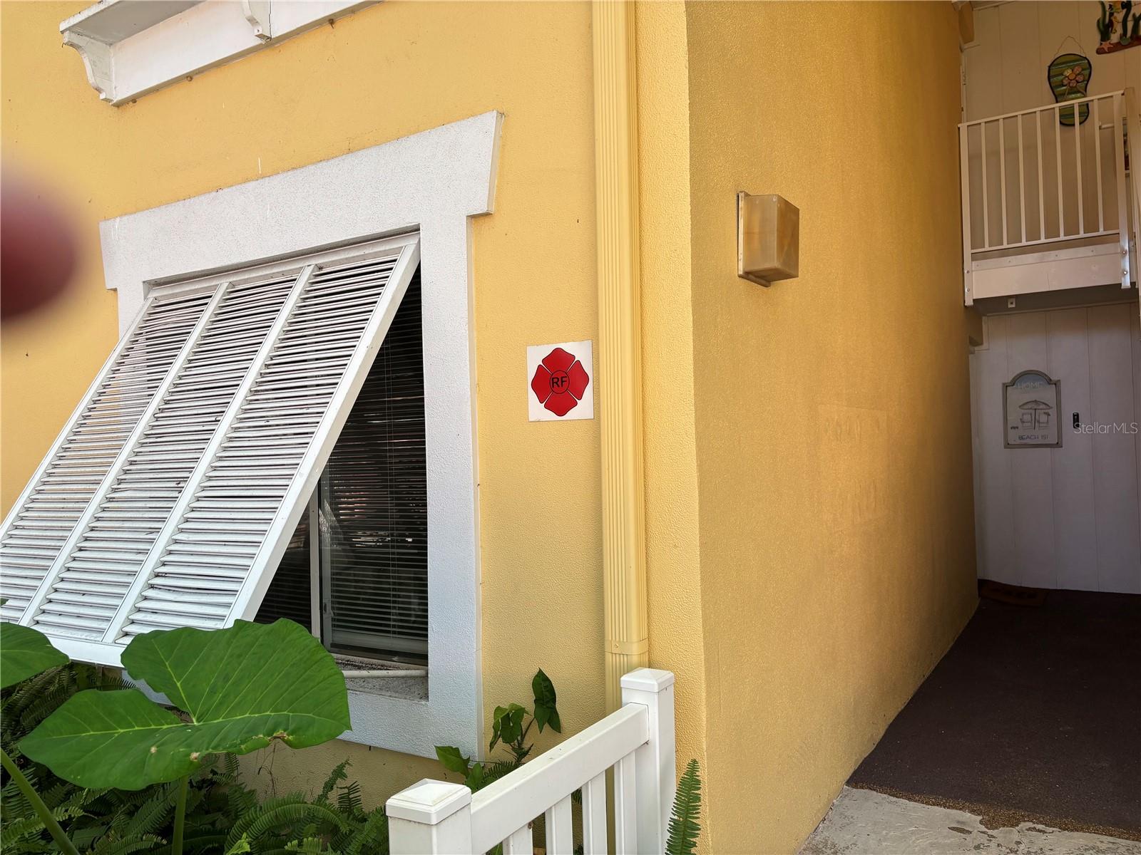Well maintained first floor unit at beautiful Bermuda Bay Condominium .  This 2 bed, 2 full bath unit offers 1,050 square ft of bright, open living space for enjoying the ultimate Florida lifestyle.  The large screened lanai offers additional living space within  green, shaded park surroundings. This home is being offered fully furnished, including in unit washer / dryer.  Community amenities include 2 heated pools, tennis and pickleball courts, shaded park, club house offering many ongoing activities, shuffleboard and putting green.  Beach front area for relaxing and enjoying our wonderful Florida sunsets.  Private gate access to the Clam Bayou reserve for biking, walking or simply enjoying natures beauty.  Short distance to vibrant downtown St Petersburg with it's award winning restaurants, museums, waterfront parks and home to the Florida Orchestra.  Minutes to the Gulf beaches and Ft De Sota Park and campgrounds. Interstate 275 offers quick and easy access to Tampa International Airport and the St Pete/Clearwater International airports. Come experience the best in Florida living. Secure gated community.
